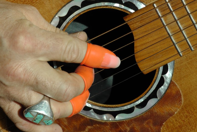 Игра на гитаре