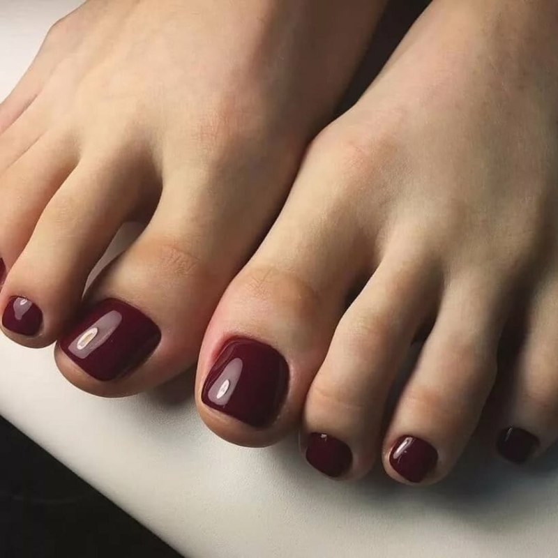 Красивый маникюр и педикюр