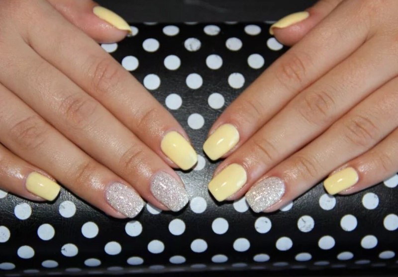 Покрытие ногтей шеллаком
