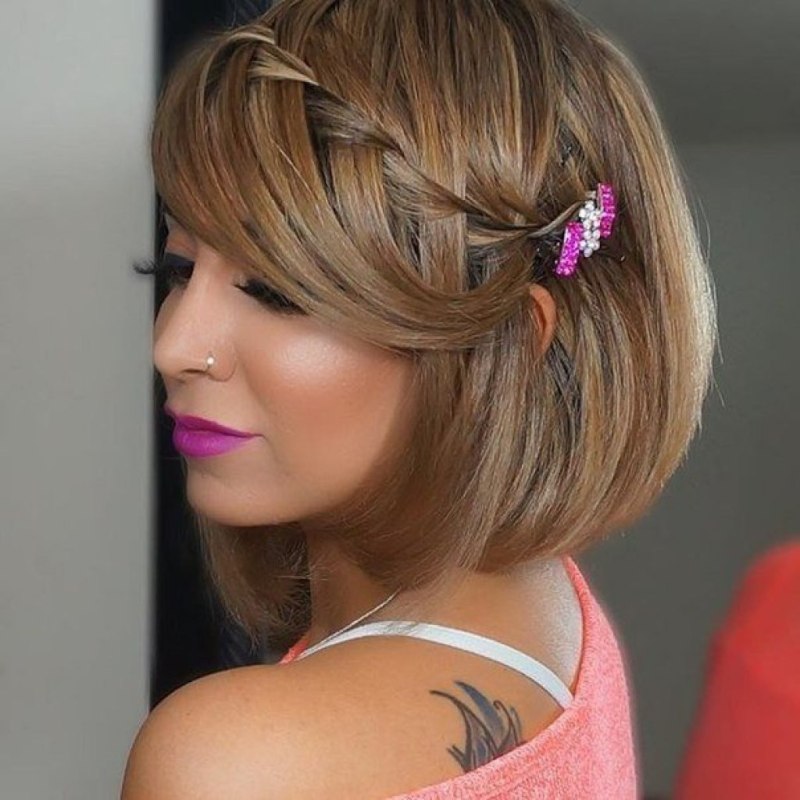 Причёска на каре вечерняя