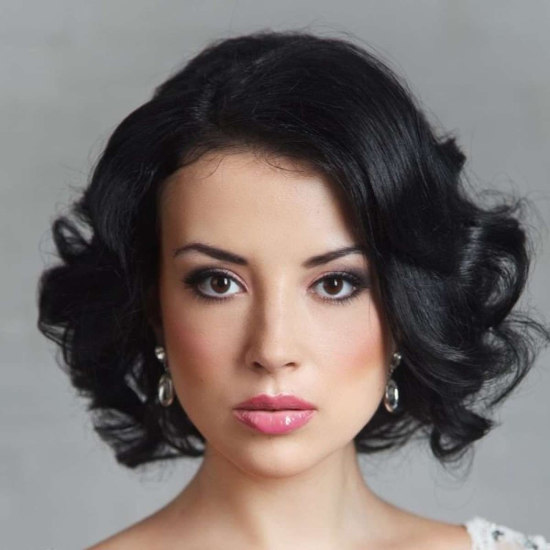 Прически на каре