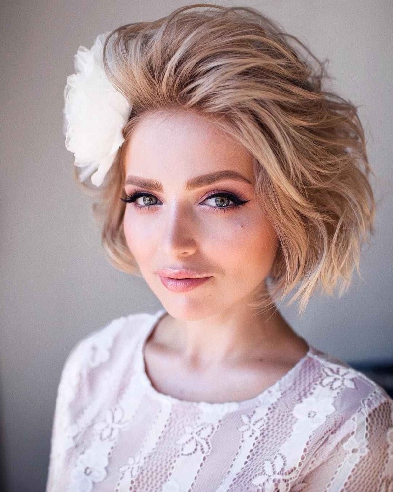 Прически на каре