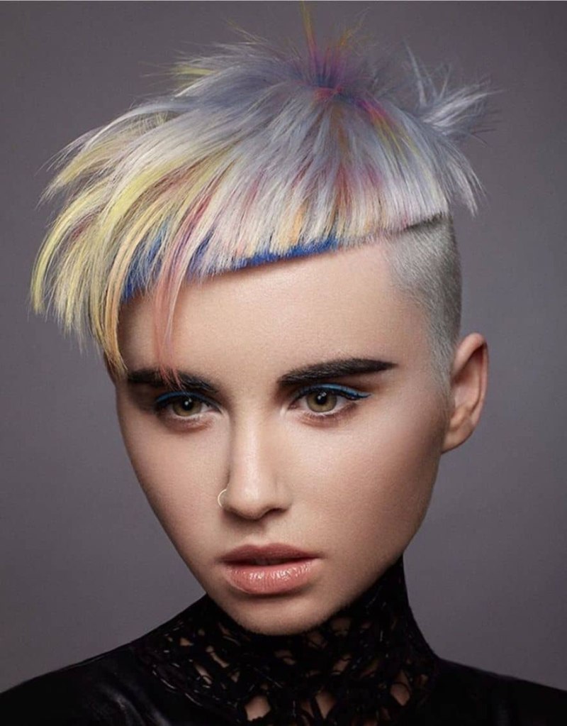 Боб каре асимметрия с челкой