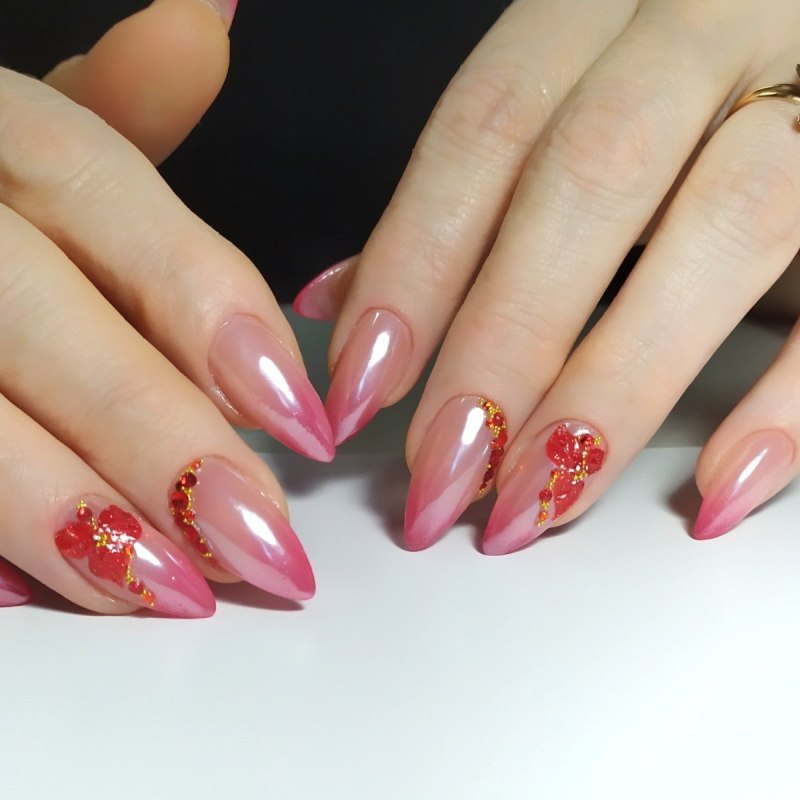 Красный френч миндаль