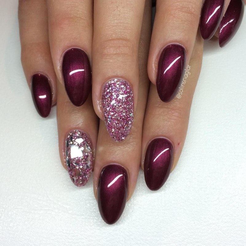 Ногти однотонные с блестками