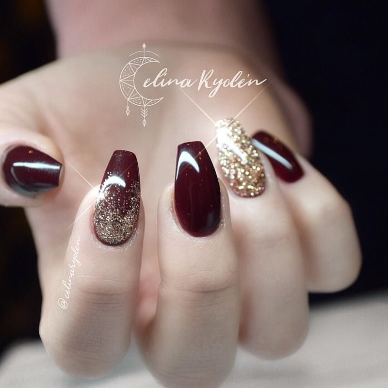 Бордовый маникюр на длинные ногти