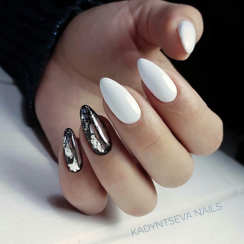 Дизайн ногтей миндаль белый