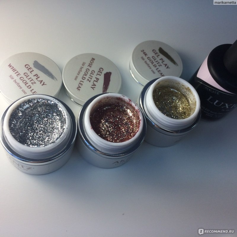 Маникюр с жидкой фольгой