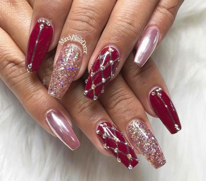 Вечерний маникюр новый год