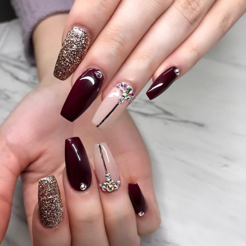 Маникюр бордо марсала бургунди