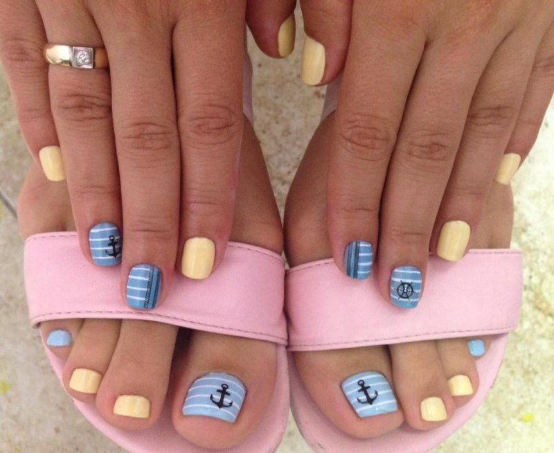 Маникюр и педикюр