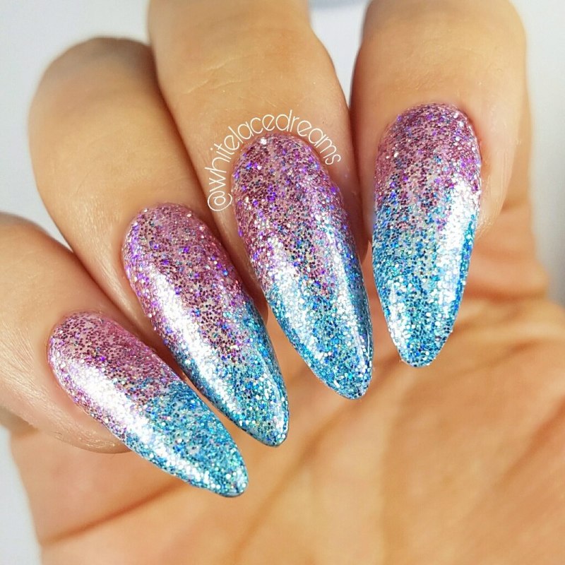 Маникюр глиттер