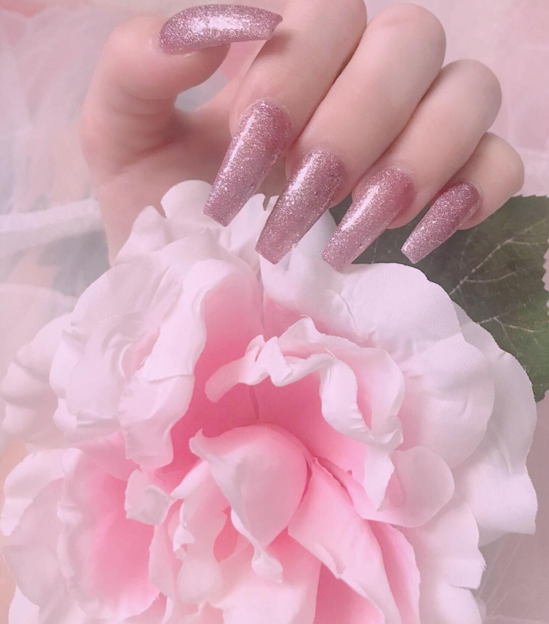 Грязнорощовый маникюр