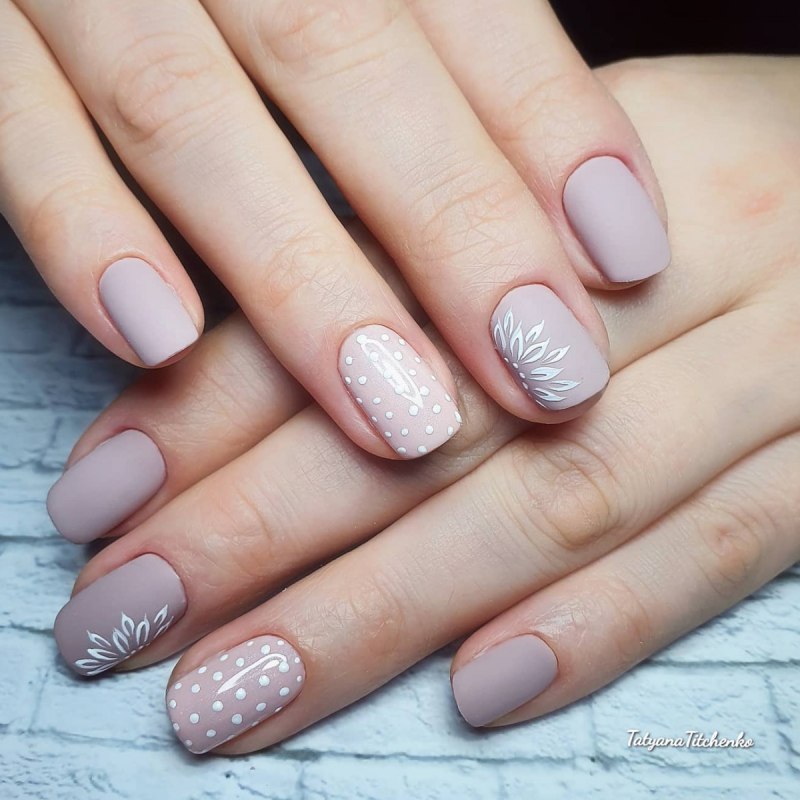 Ногти короткие