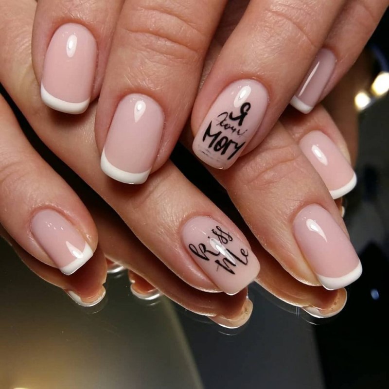 Маникюр в школу