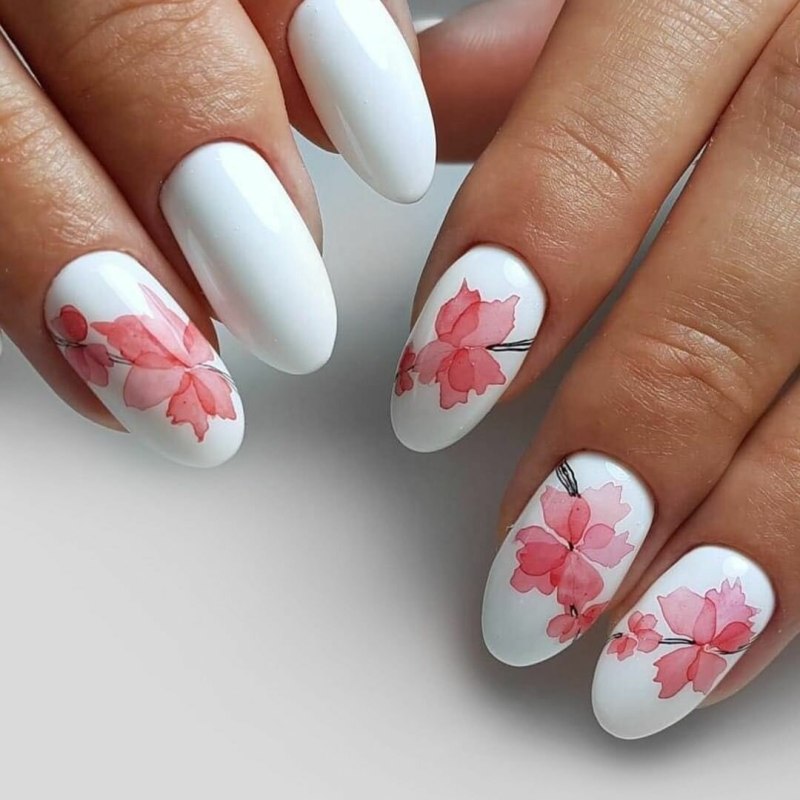 Акварельный маникюр