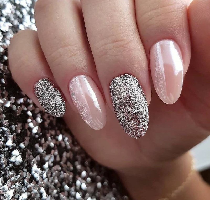 Блестящие ногти