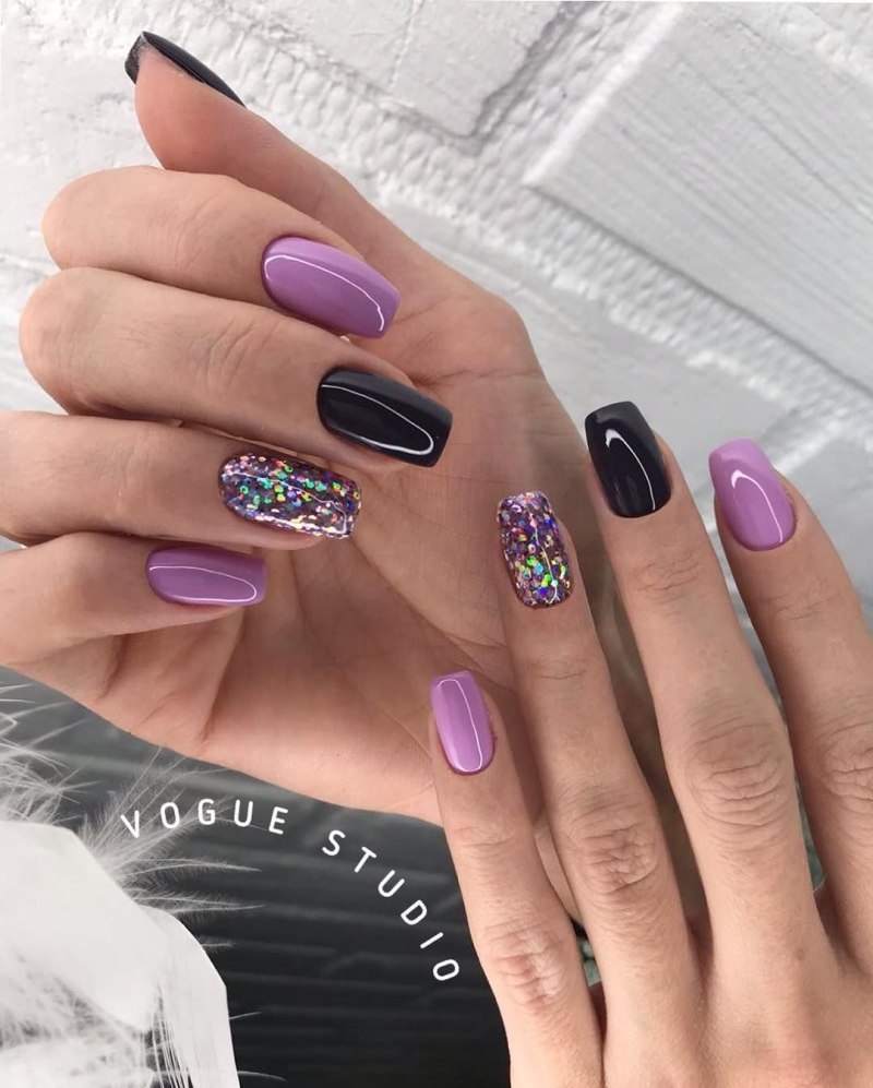 Маникюр сиреневый с черным