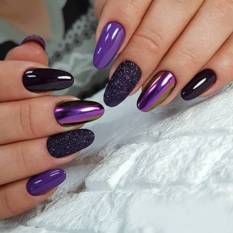 Фиолетовый маникюр