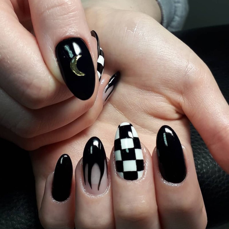 Черные ногти