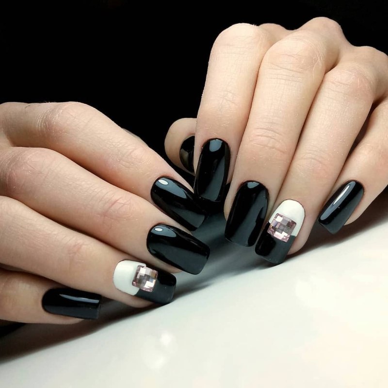 Ногти в готическом стиле