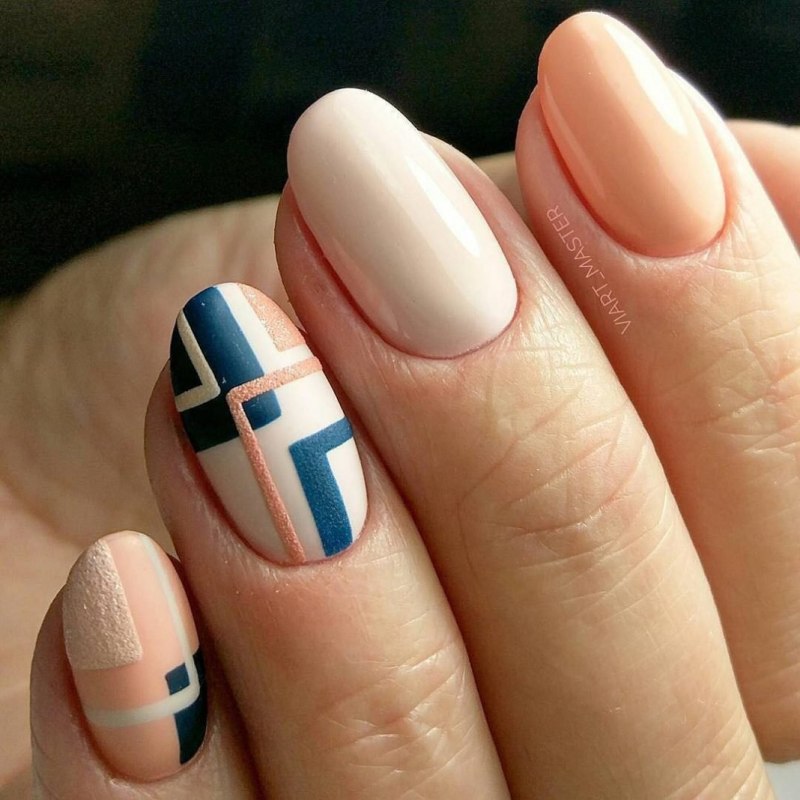 Маникюр с полосочками