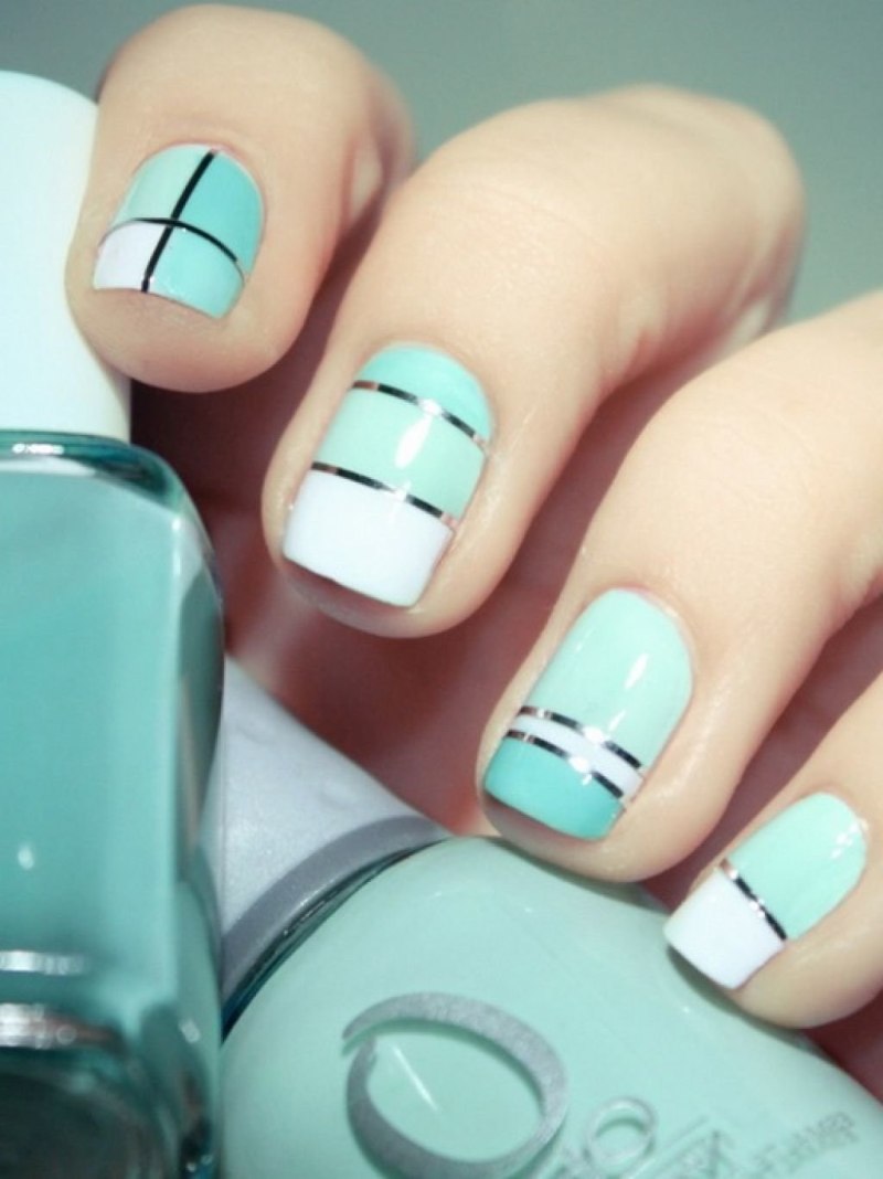 Маникюр гель лак с полосками