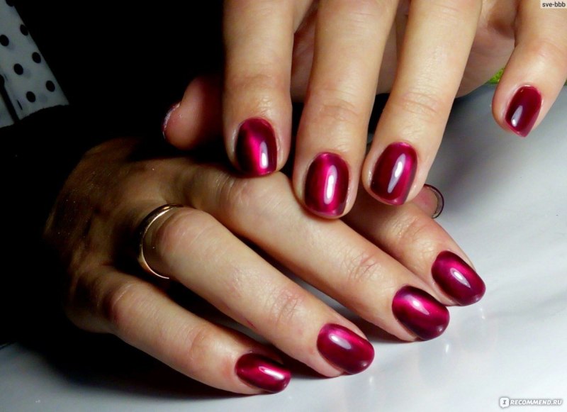 Кошачий глаз на чёрном лаке