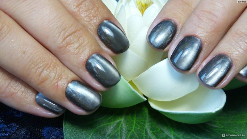 Маникюр кошачий глаз черный с розовым