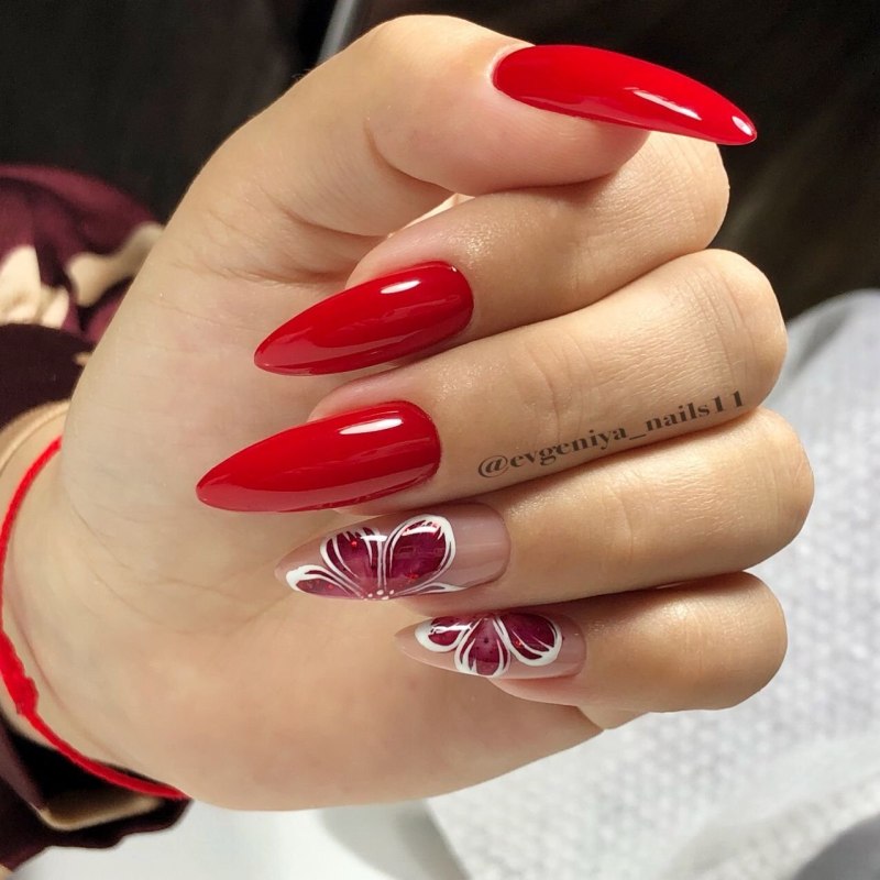 Красный миндаль 2022