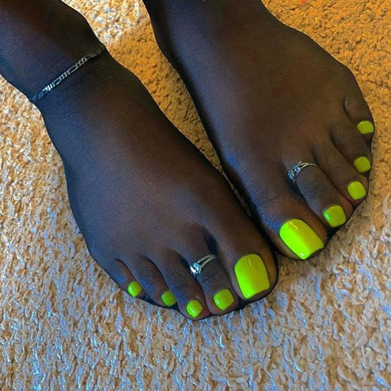 Педикюр красивый дизайн