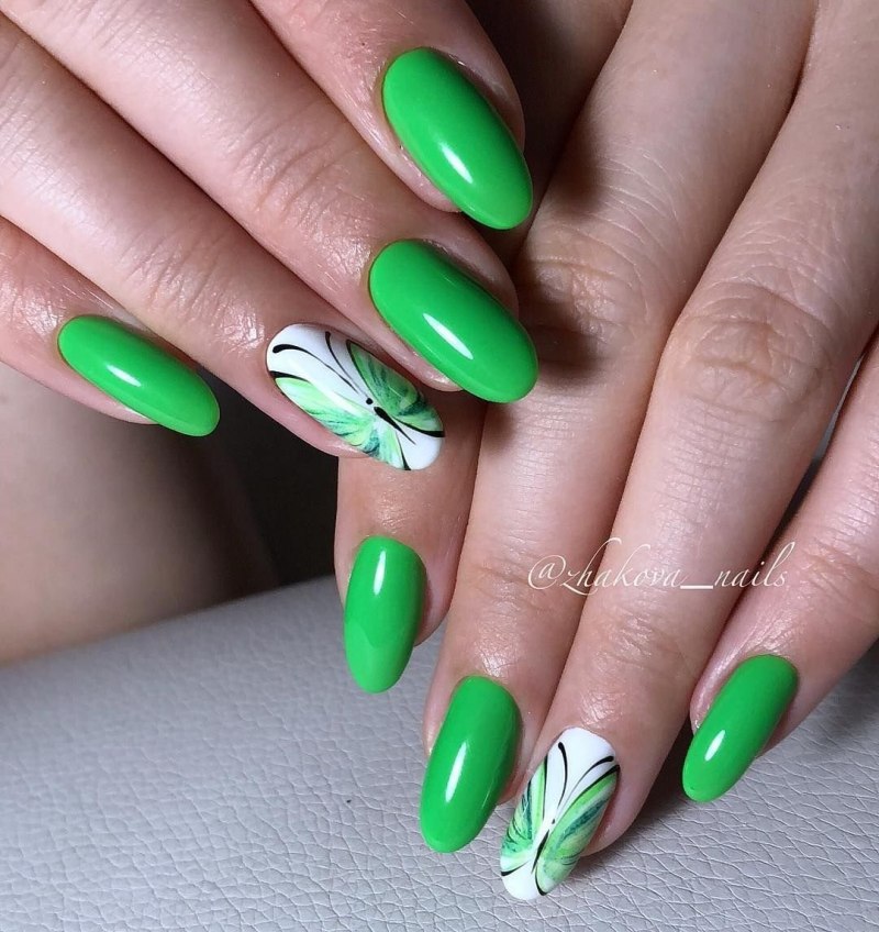 Маникюр Весна зеленый