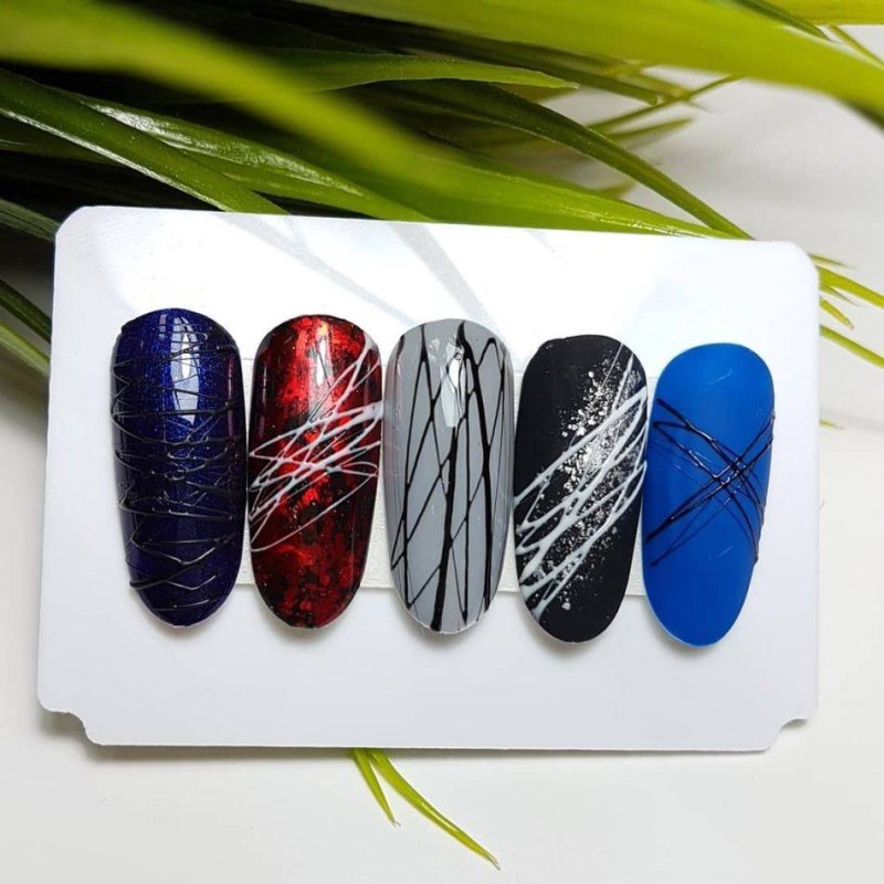 Маникюр с поталью 2021