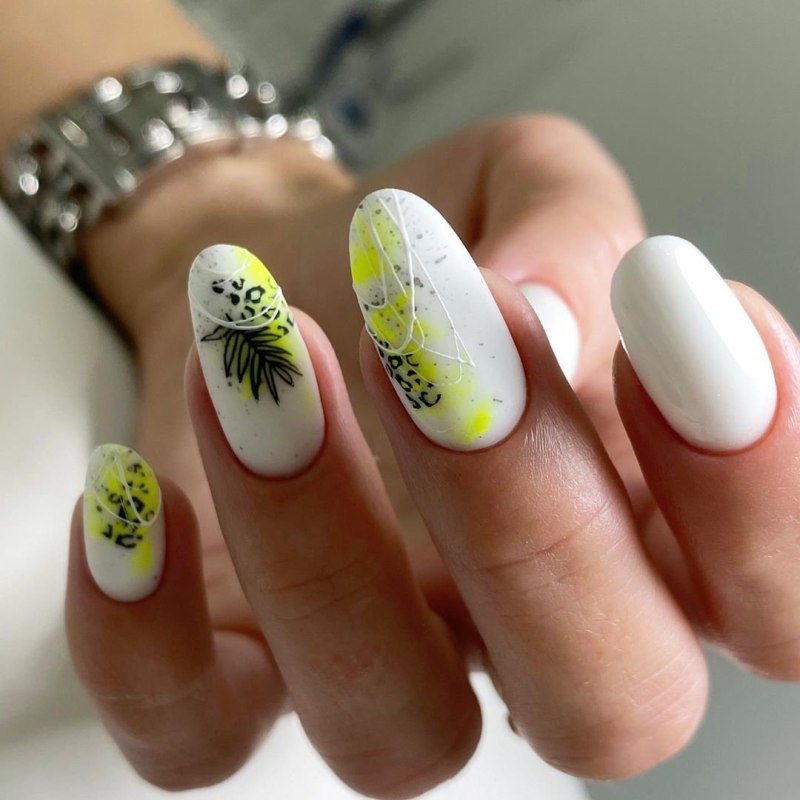 Маникюр перепелиное яйцо 2021