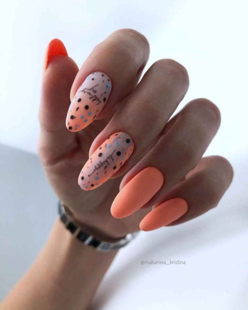 Маникюр перепелиное яйцо разноцветные