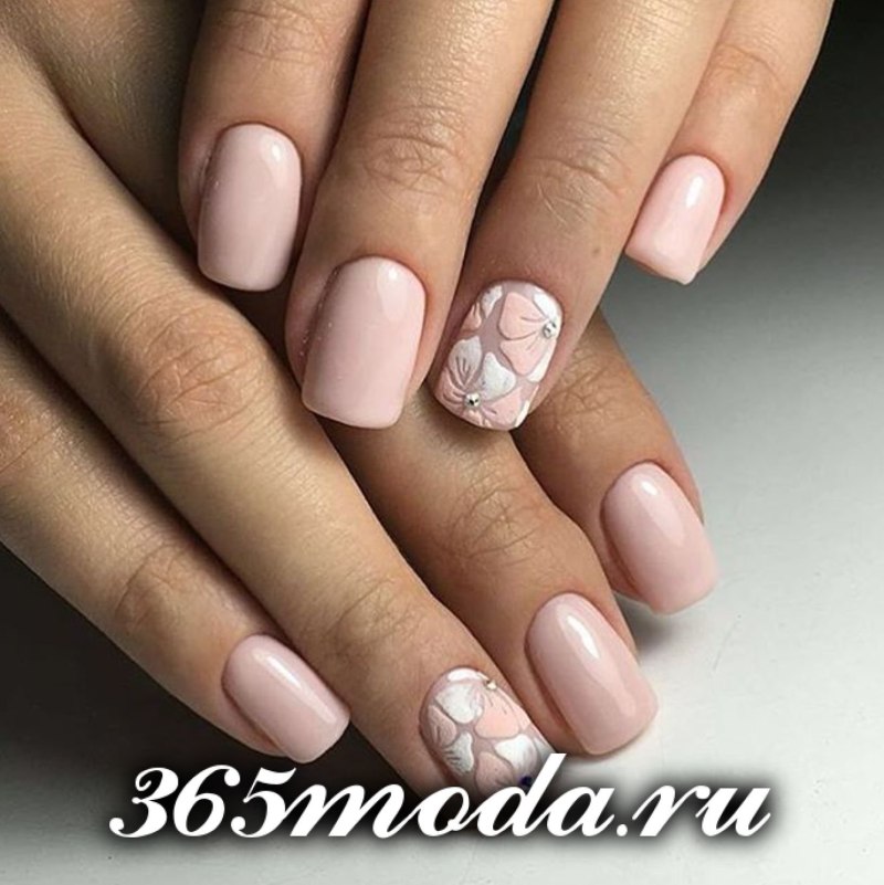 Маникюр в стальны тонах