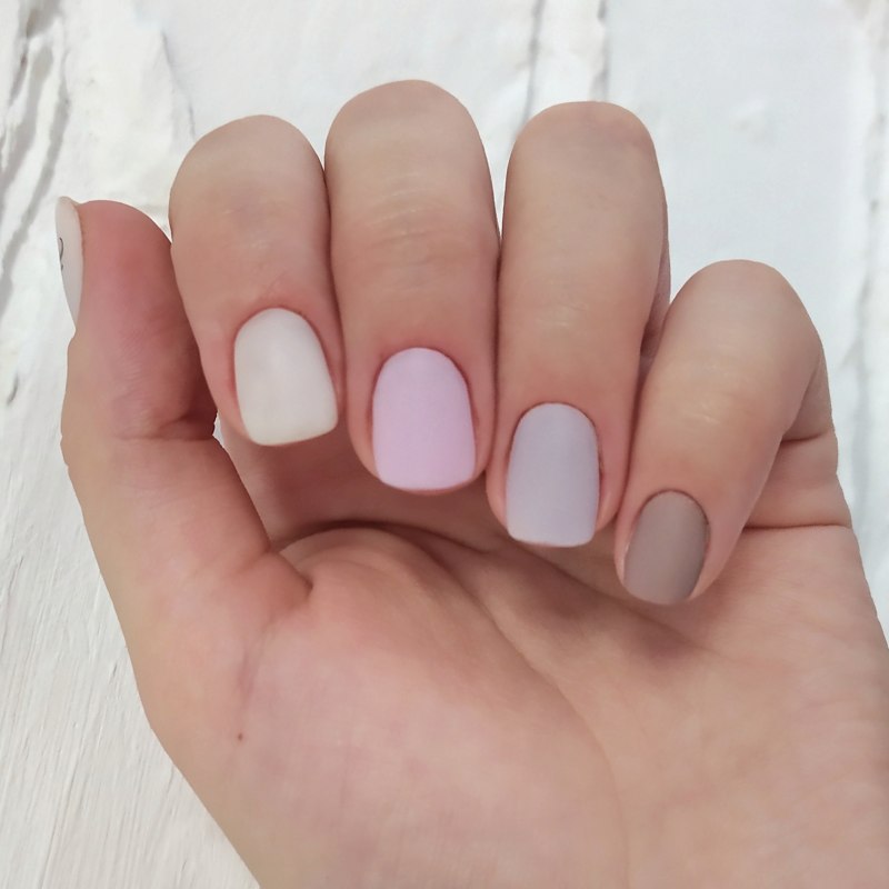 Матовые ногти пастельных тонов