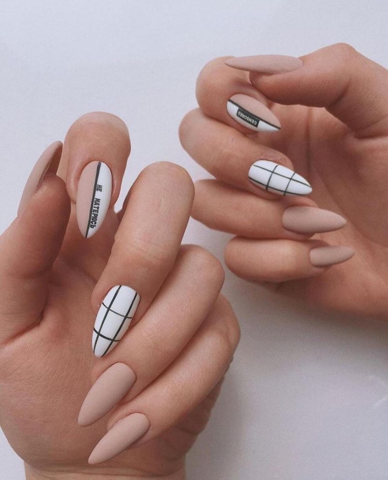 Белый маникюр на короткие ногти