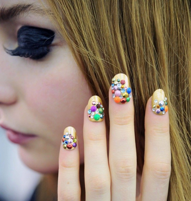 Маникюр в школу для подростков