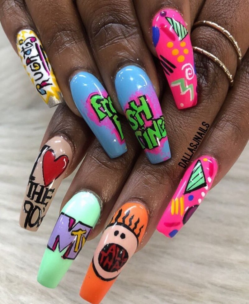 Ногти яркие летние