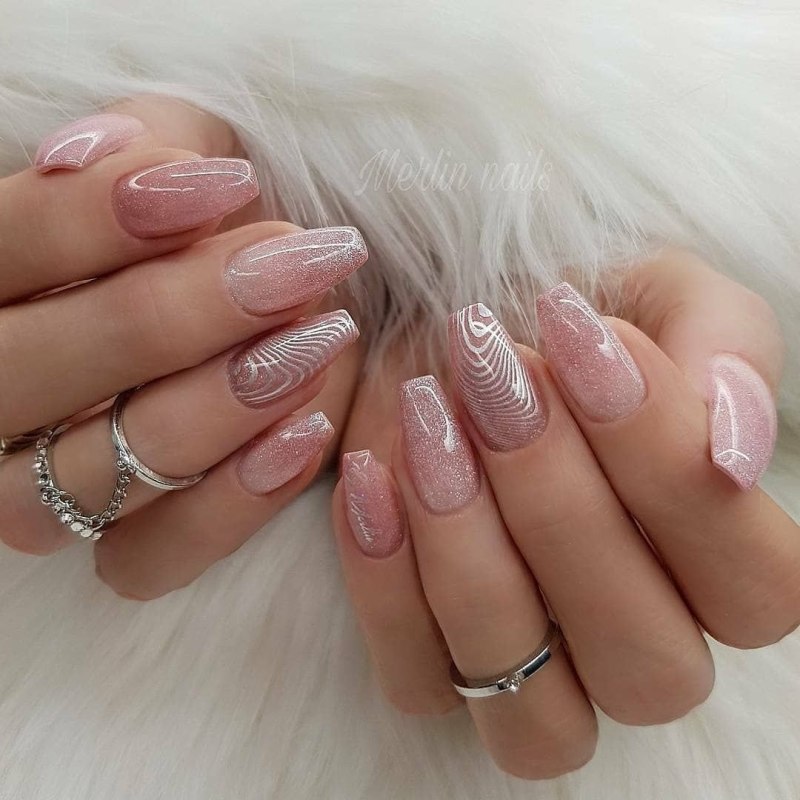 Маникюр на нарощенные ногти