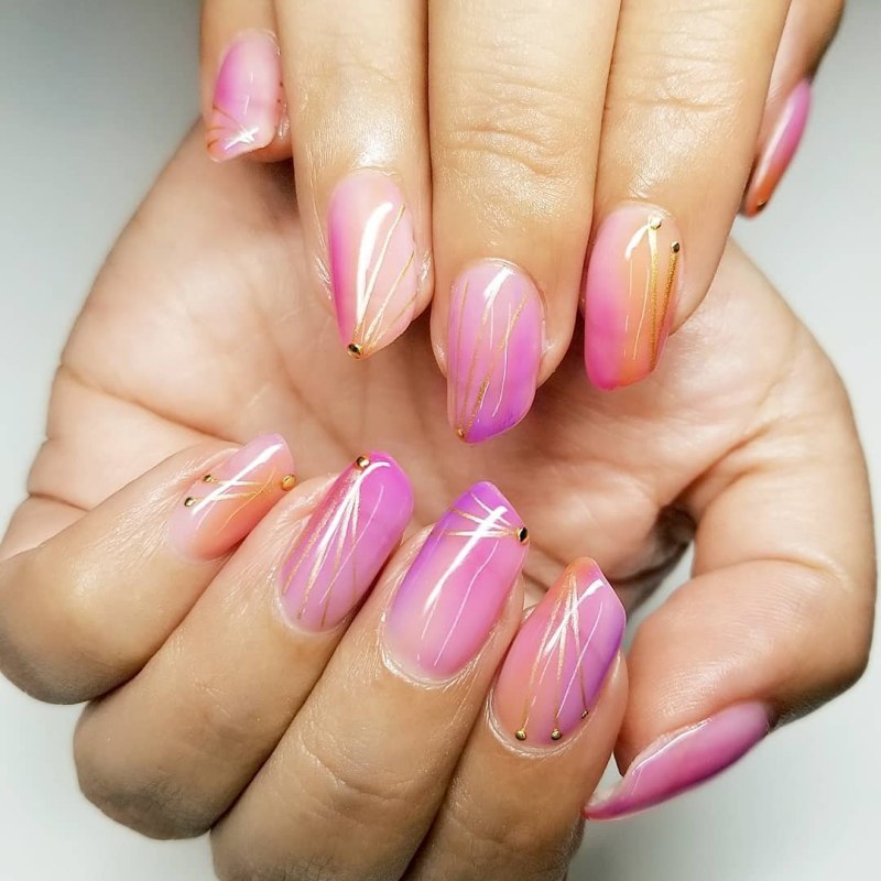 Маникюр на скошенную форму