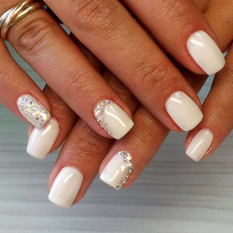 Свадебный маникюр на короткие ногти