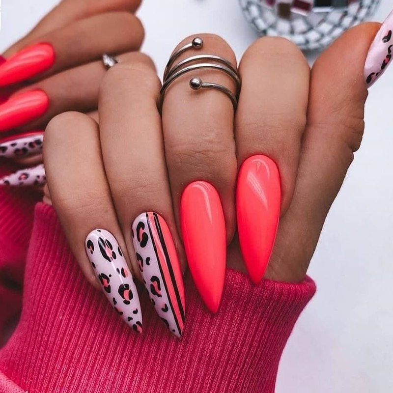Яркие стильные ногти