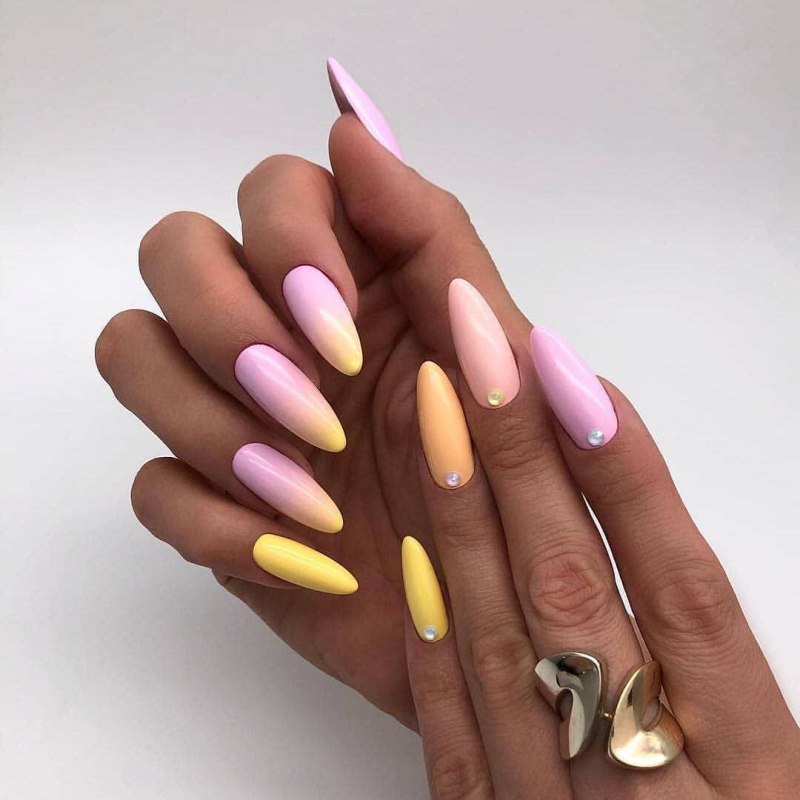 Nail миндаль 2020 тренд