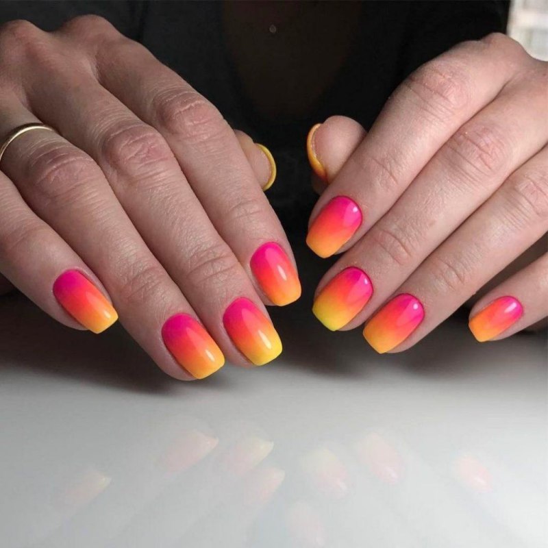 Френч градиент гель лаком