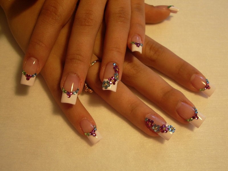 Рисунки на нарощенных ногтях