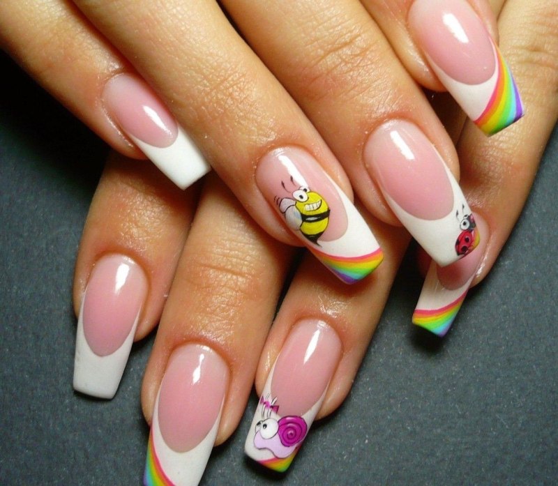 Растушеванный френч миндаль