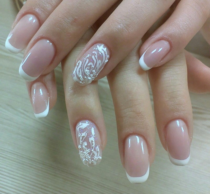 Белый френч с переводной