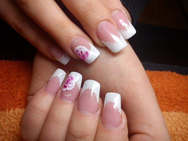 Школьный френч на ногтях